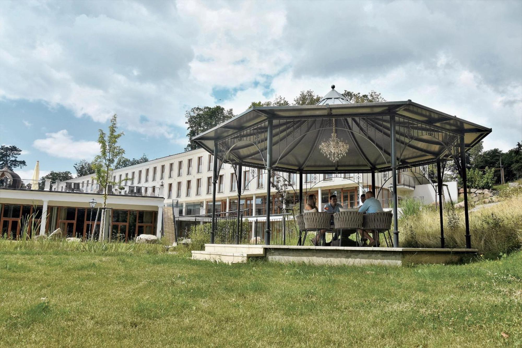 Schlosspark Mauerbach - Adults Only Exterior photo